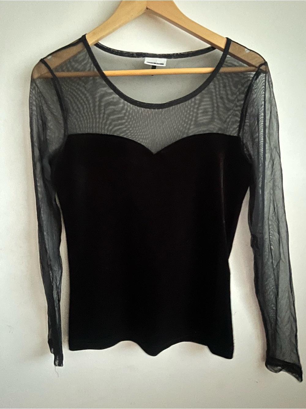 Women’s Black Velvet Mesh Sleeve Sweetheart Top L